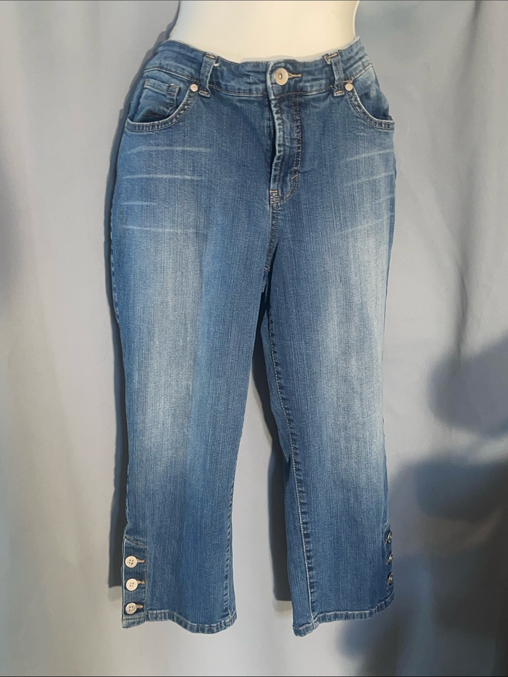 Nine West Light Blue Cropped Button-Cuff Jeans